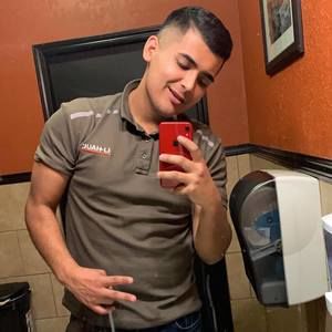 Meet your Posher, Diego